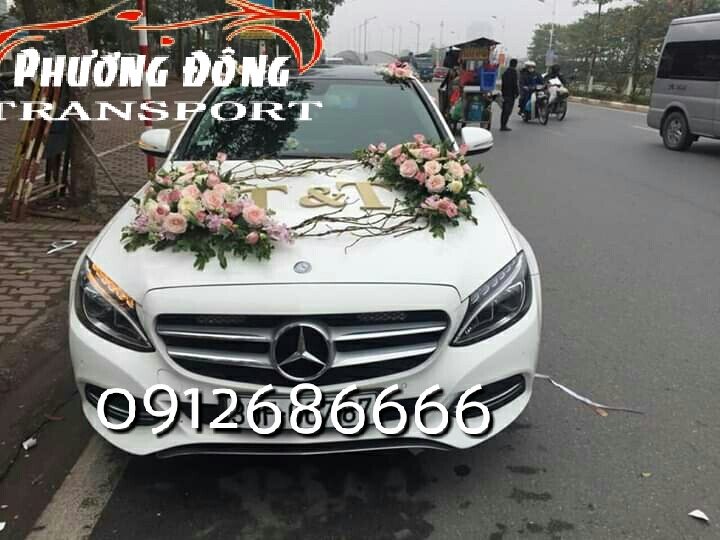 Cho thuê xe cưới hạng sang Mercedes C200 màu trắng tại đường nguyễn phong sắc quận cầu giấy hà nội - 0912686666